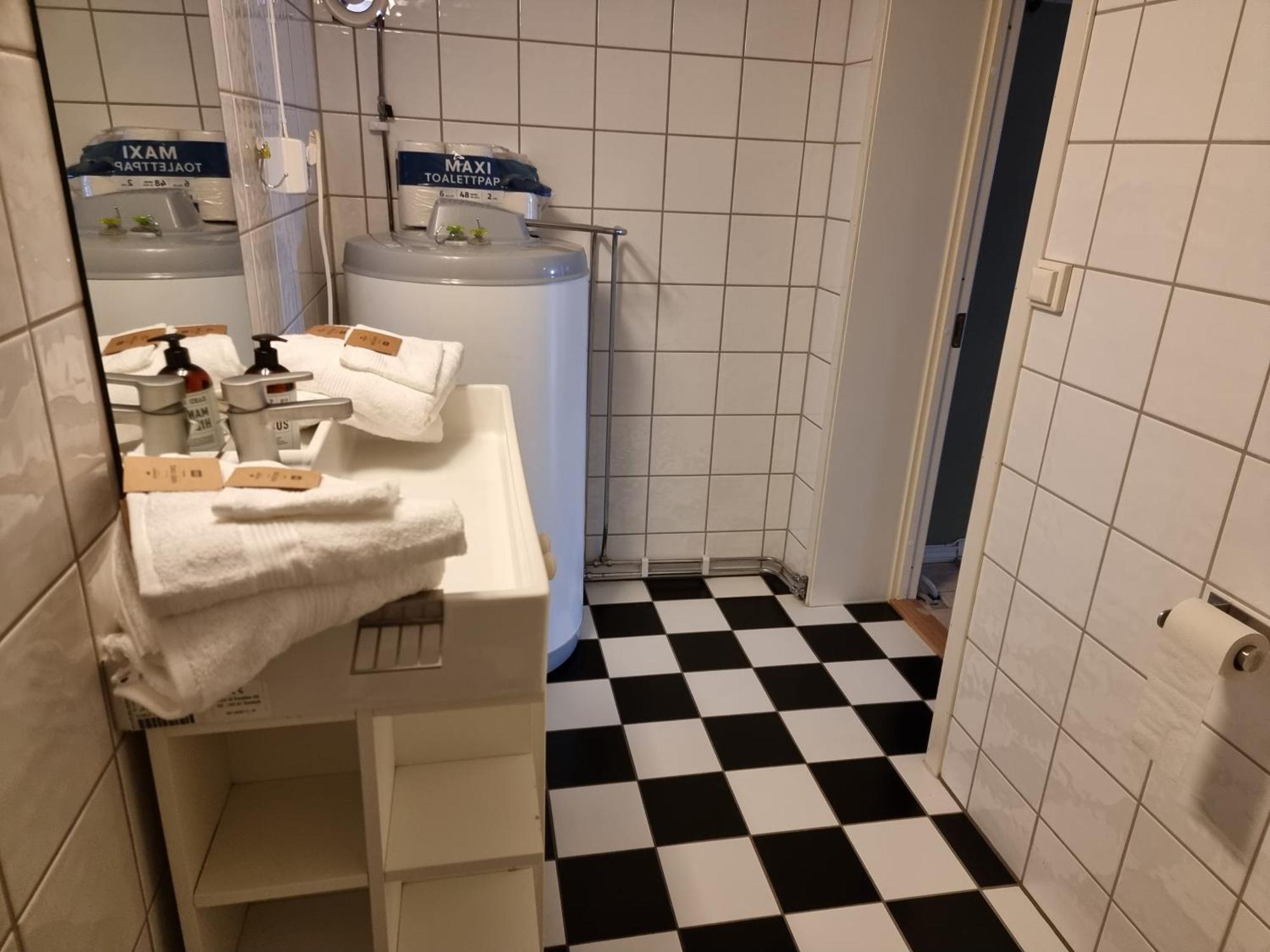 Kjellerleilighet Egen Inngang. Stange المظهر الخارجي الصورة