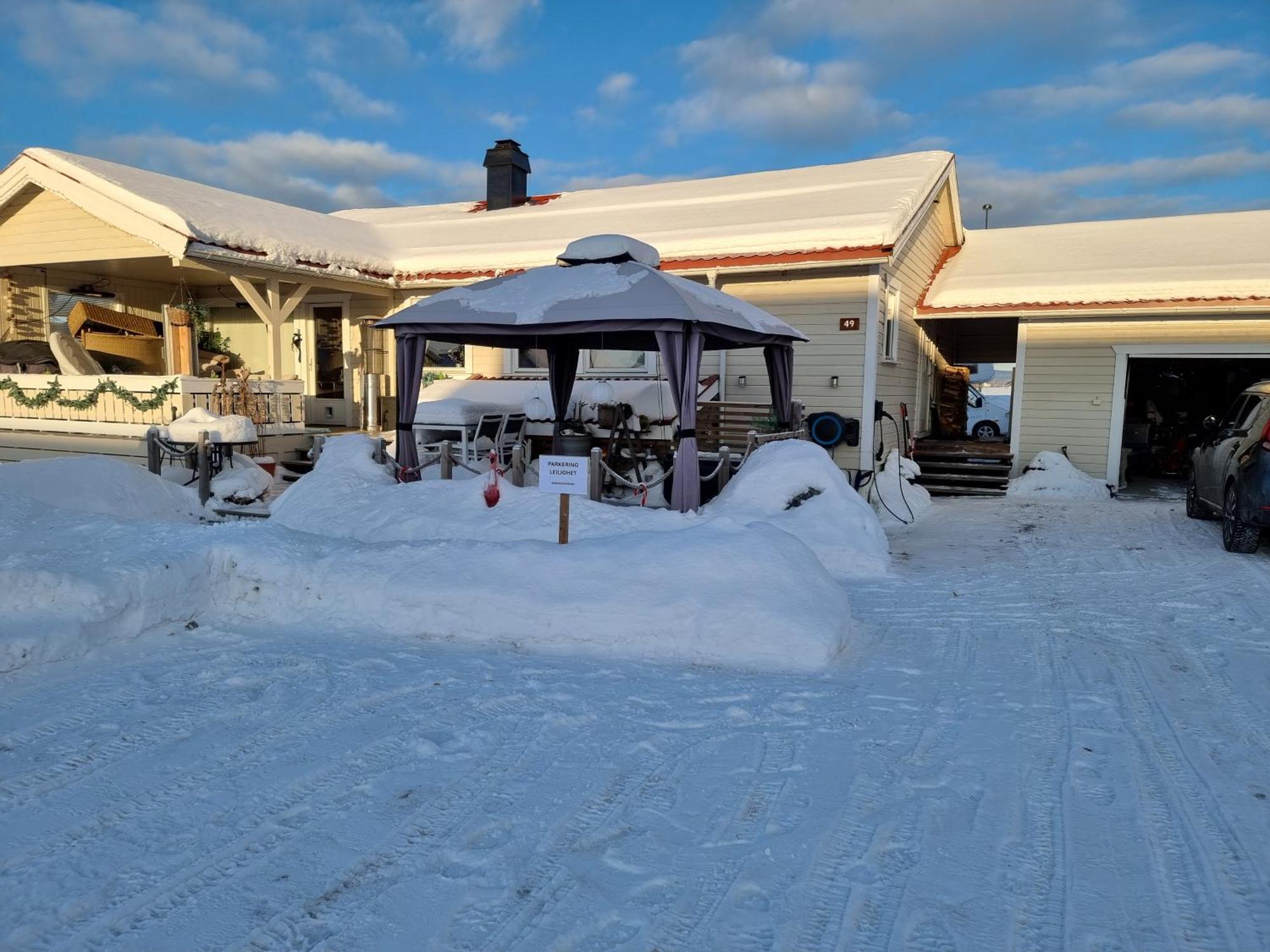 Kjellerleilighet Egen Inngang. Stange المظهر الخارجي الصورة
